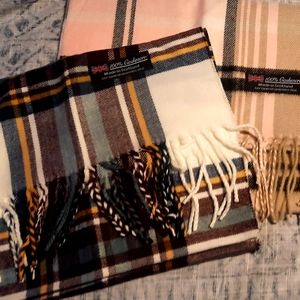 100% Scotland Cashmere scarves